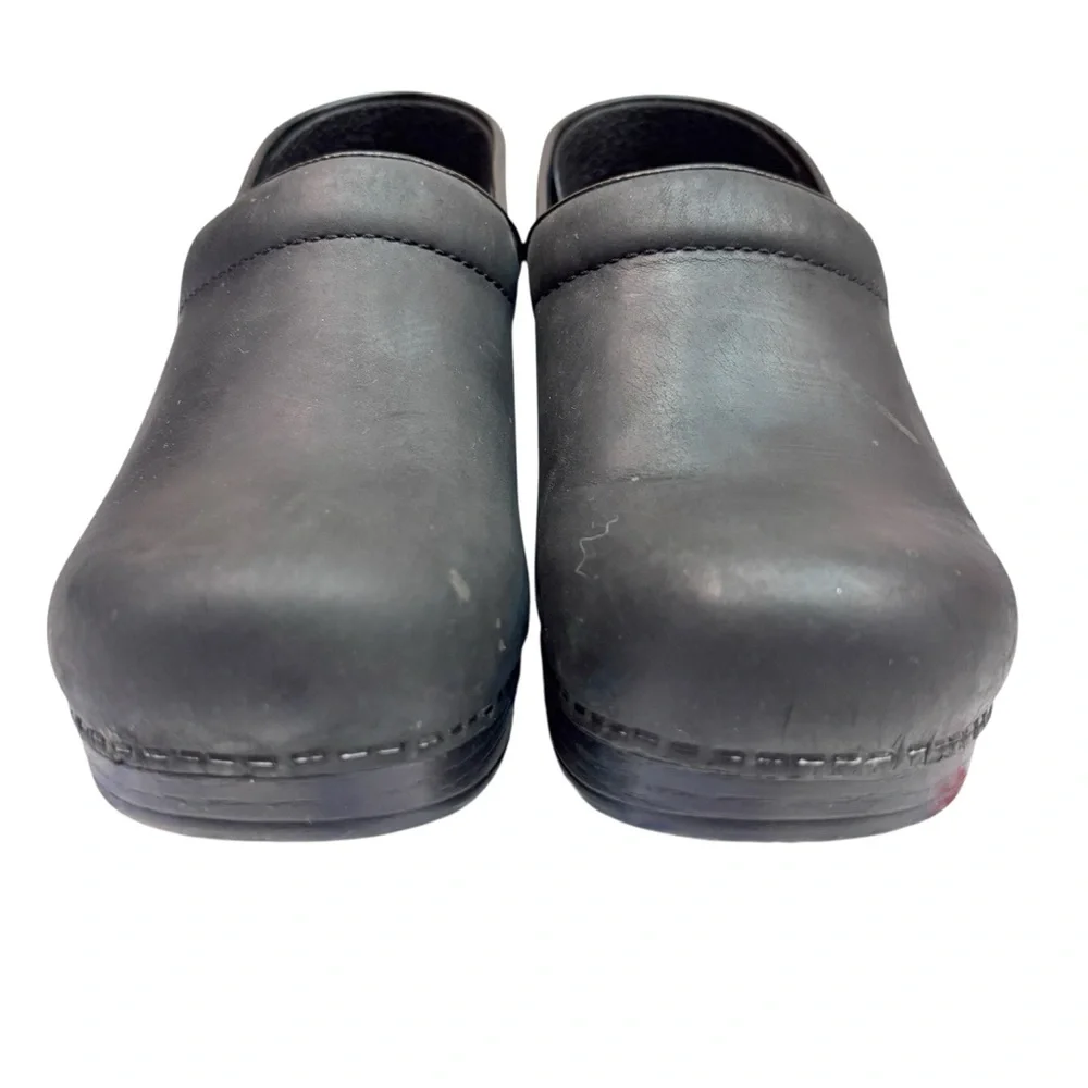 Dansko Women’s Professional Clog Black Leather 39